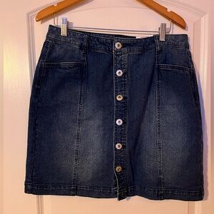 Jean skirt NWT